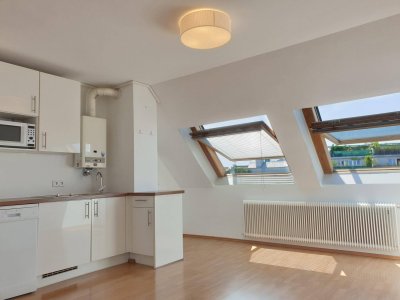 Nette, moderne 2-Zimmer-Wohnung im DG, Nähe U3 Schlachthausgasse