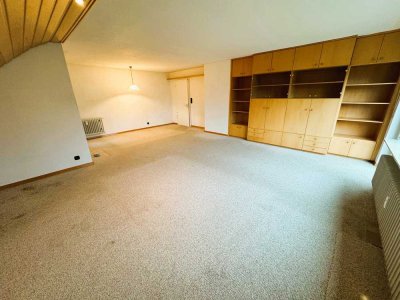 große 4-Zimmer DG Wohnung mit Balkon, Wintergarten, Stellplatz in Oppenweiler zu verkaufen