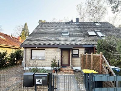 Charmante Doppelhaushälfte mit großem Garten in Berlin-Kladow – ruhige Toplage nahe Havel
