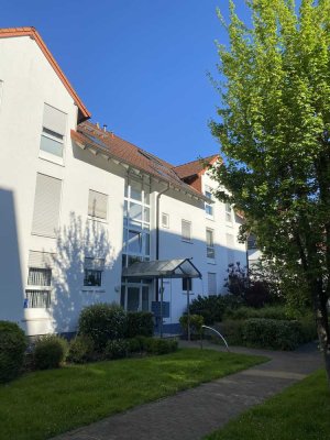 Geräumige 4 Zimmer-Wohnung mit Westloggia in ruhiger  und zentraler Lage von Pfungstadt