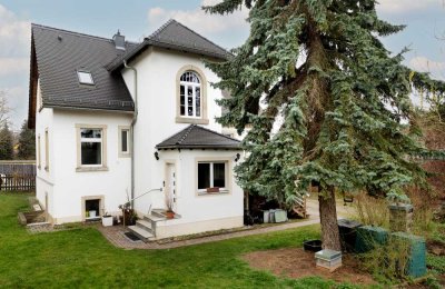 Historisches Refugium in Dresden-Bühlau – liebevoll saniert, mit Naturgarten und Ausbaureserve