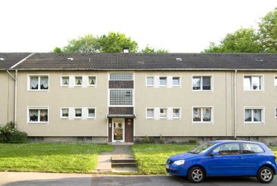 Erdgeschoss mit modernem Duschbad und Balkon