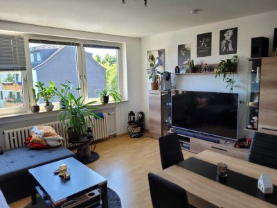 Nachmieter/in gesucht: Schöne 2-Zimmer mit perfekter Lage in Großenbaum