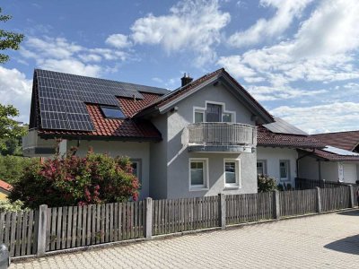 Großzügige Dachgeschosswohnung mit moderner Ausstattung in Fürstenstein