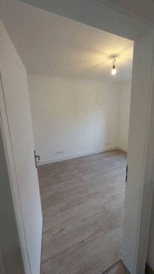 Zuhause mit drei Zimmern und Balkon in Baden-Baden