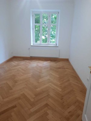 Exckusive 3,5-Zimmer-Altbau-Wohnung im Neuhausen