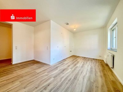 Erstbezug nach Renovierung – Stilvolle 2-Zimmerwohnung in zentraler Lage von Jügesheim