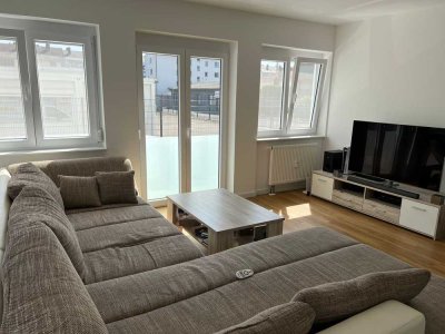 Neuwertige 1,5-Zimmer-Hochparterre-Wohnung