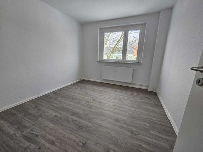 Frisch saniert! - zeitnah mit Aufzug! - Jetzt Termin vereinbaren.