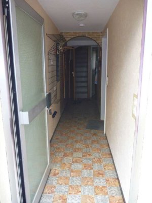 2 Zimmer Altbau DG-Wohnung Filderstadt ohne Stellplatz/Garage