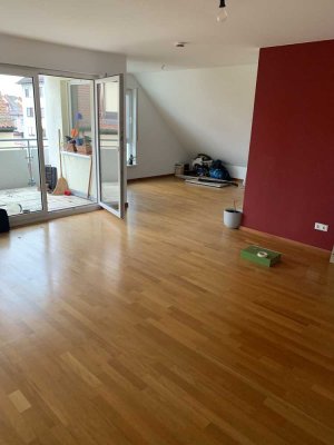Geräumige 4-Zimmer Maisonette-Wohnung mit Balkon in Bamberg-Insel