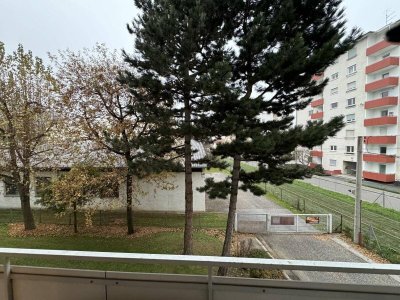 2 Zimmer Eigentumswohnung Graz/Andritz 1. Stock, Loggia, Fernwärme, Parkplätze