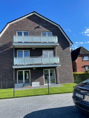 KFW 40+!  2-Zimmer-Wohnung mit Einbauküche und Terrasse in attraktiver Lage