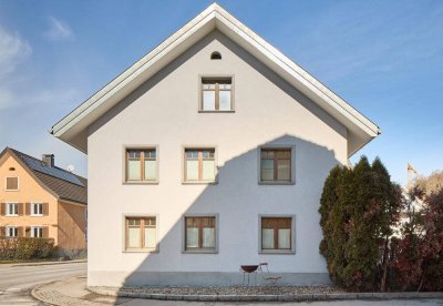 Doppelhaushälfte mit Wintergartenin Röthis