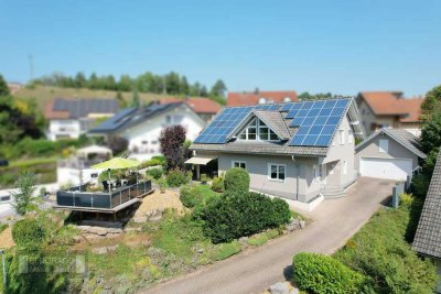 Familienidyll in ruhiger Sackgasse mit Panoramaterasse in Dornstetten-Aach