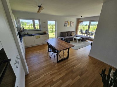 Moderne 3-Zimmer-Erdgeschosswohnung mit Garten