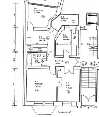 Geräumige Altbauwohnung in zentraler Lage