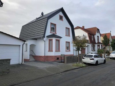 Freistehendes Einfamilienhaus mit EBK in Mörfelden-Walldorf