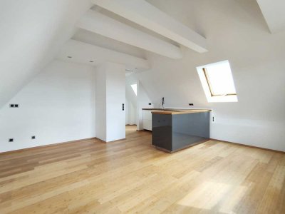 Lichtdurchflutete Single-Wohnung in zentraler Lage