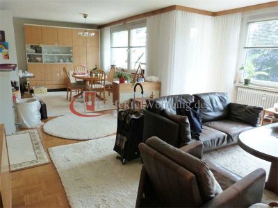 Helle 3ZKB mit Balkon, extra Souterrain Zimmer und Garage