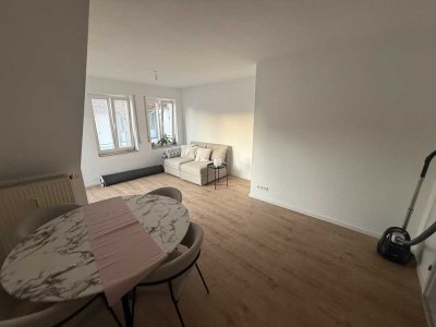 Neubau aus 1995 in historischer Hofreite mir PKW Stellplatz in ruhiger/ zentraler Lage