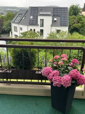 * Traumblick * Schicke 3-Zi-Wohnung in Top-Lage in Idstein!