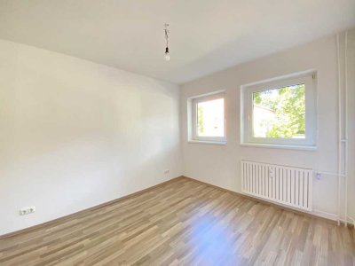 **Ihr neues Zuhause: Sonnige Wohnung mit Balkon und Blick ins Grüne**
