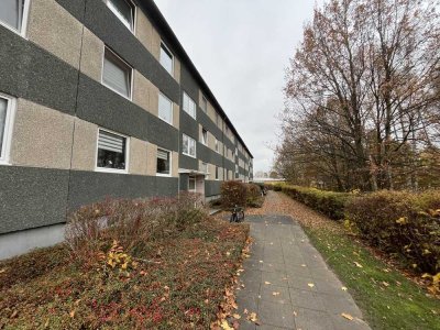 Helle 3 Zimmer-Wohnung im Erdgeschoss mit Balkon