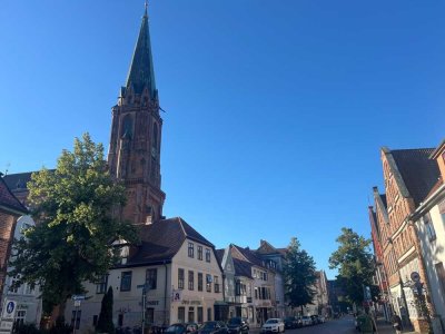 Traumhafte Altbauwohnung im Zentrum