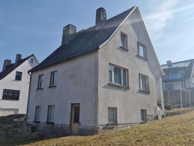 Wohnen im Erzgebirge: Einfamilienhaus mit Potenzial in Olbernhau!