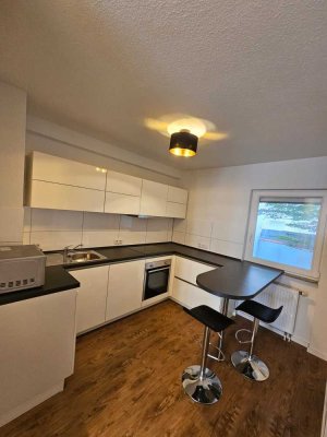 Attraktive Erdgeschosswohnung mit Einbauküche, Balkon und TG- Stellplatz