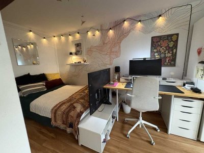 Vermietete, möblierte 1-Zimmer-Wohnung mit Aufzug und Stellplatz in zentraler Lage von Stuttgart