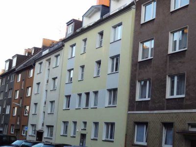 3,5 Zimmerwohnung mit Balkon Saarlandstraßenviertel