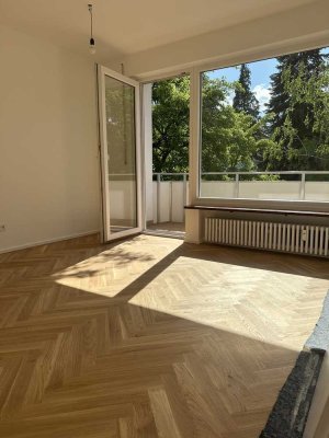 Wunderschöne 1-Zi-Wohnung mit hochwertiger Ausstattung und sonnigem Balkon in München-Laim