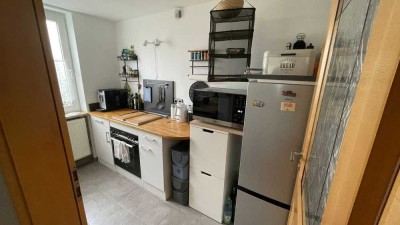 2,5 Zimmer Etagen-Wohnung - 65 m² - EBK - Garten