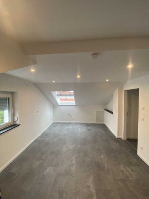 Schöne, ruhige DG-Wohnung in Top-Lage