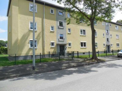 2 Raum Wohnung mit Balkon in Duisburg-Wanheimerort zu vermieten