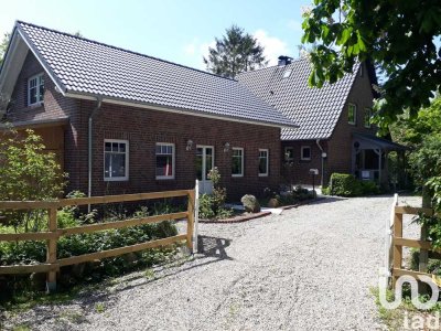 Ein kleines Anwesen mit 2 Häusern in Havetoft