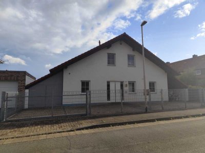 Geräumiges, preiswertes 5-Raum-Zweifamilienhaus mit gehobener Innenausstattung in Minden