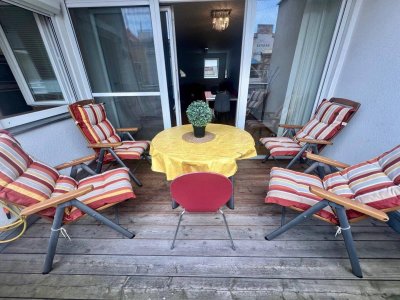 ZENTRUMSNAHES - MODERNES DACHTERRASSENAPARTMENT