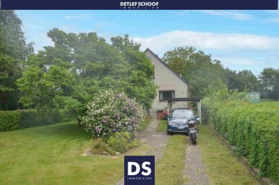 Geräumiges Einfamilienhaus auf parkähnlichem Grundstück in attraktiver Randlage von Klausdorf