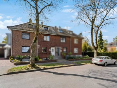 Charmantes Reihenmittelhaus mit historischem Flair und weiteren ca. 200 m² Bauland am Waldrand