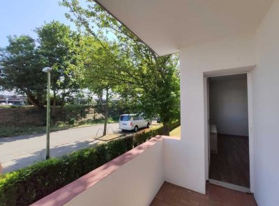 @%§4 RENOVIERT @%§4 PERFEKT mit Balkon