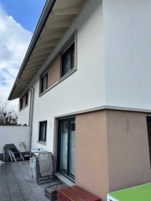 Elegantes Doppelhaus mit 5 Zimmern in Rohrdorf (Kreis Rosenheim)