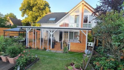 vermietete schöne Doppelhaushälfte 110 m², 4 Zimmer, 355 m² Grundstück in Karlshof, 12529 Schönefeld