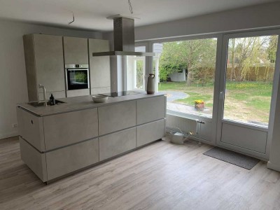 Renovierte Maisonette-Wohnung mit Garten in ruhiger Lage von Sereetz
