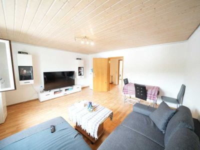 Schöne und geräumige 5,5 Zimmer Wohnung in Neckarhausen