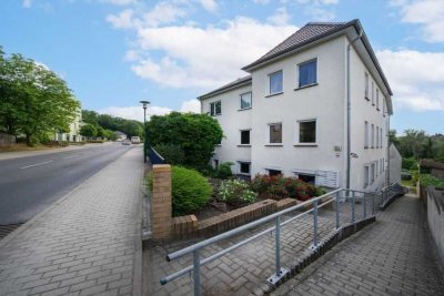 Helle 2 Zimmerwohnung direkt am Kanal