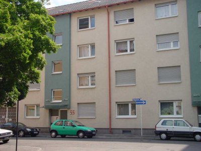 Sanierungsprojekt in Lu-Süd - Verwandeln Sie die Wohnung in Ihr Zuhause (provisionsfrei!)