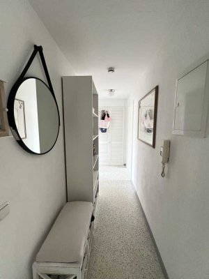 Wunderschöne lichtdurchflutete 2,5-Zimmer-DG-Wohnung im Wiesbadener Westend